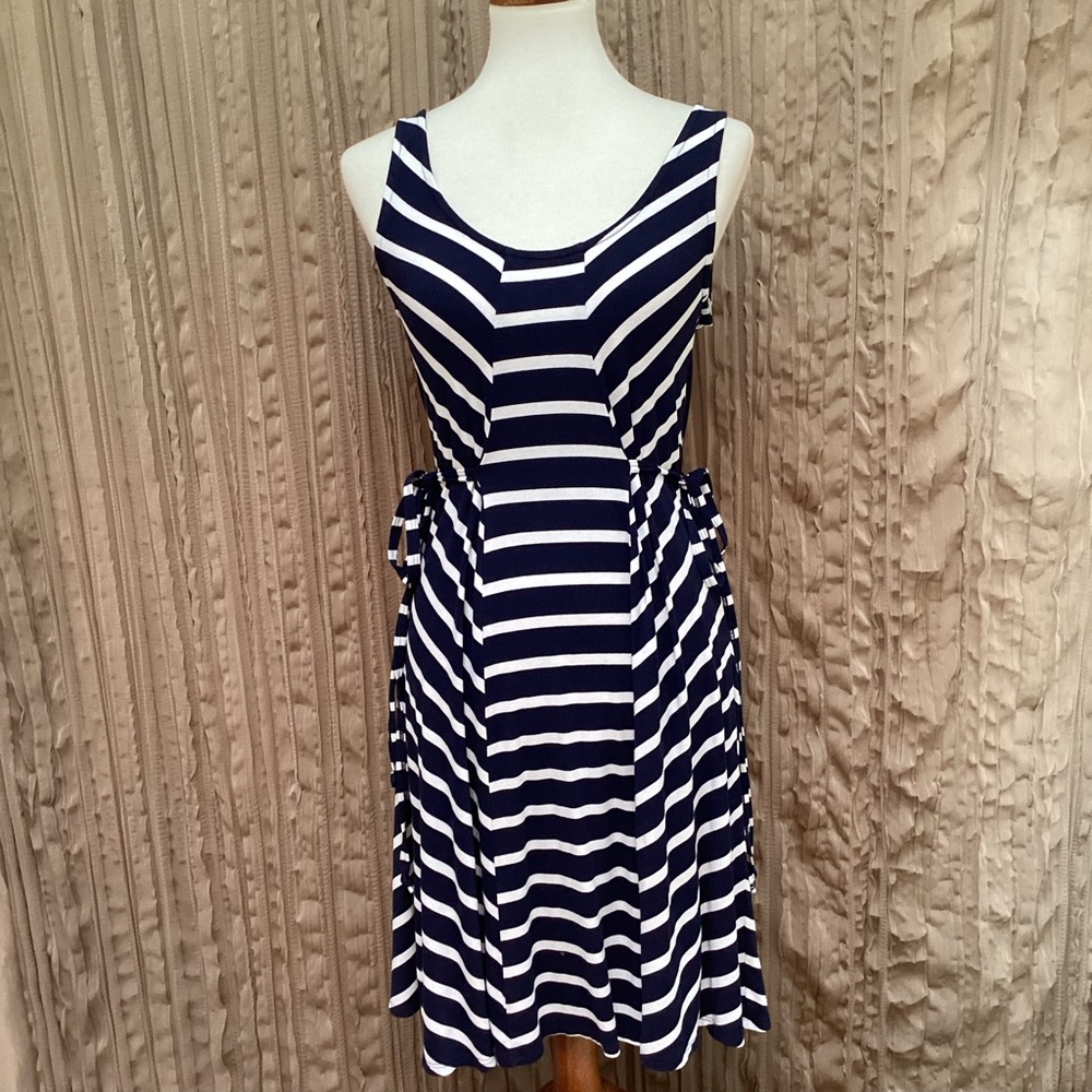 LAmade Striped Sleeveless  Dress, ties on sides, scoop neck & back, stretchy,Med